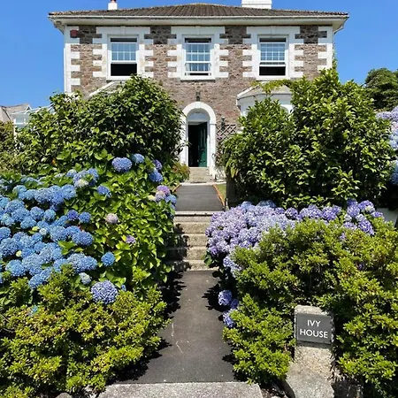 Ivy House Cornwall 3* Сент-Остел