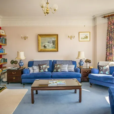 Ivy House Cornwall Отель типа 