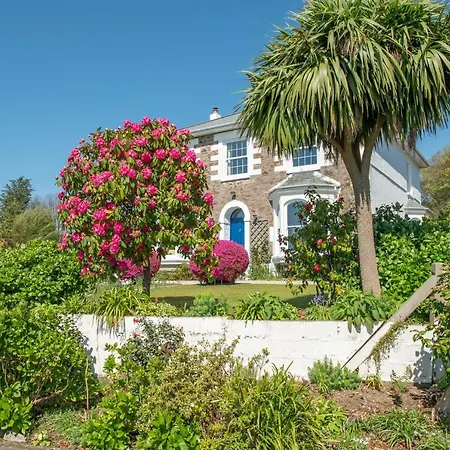 Ivy House Cornwall Отель типа 