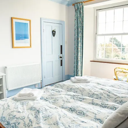 Ivy House Cornwall Отель типа 