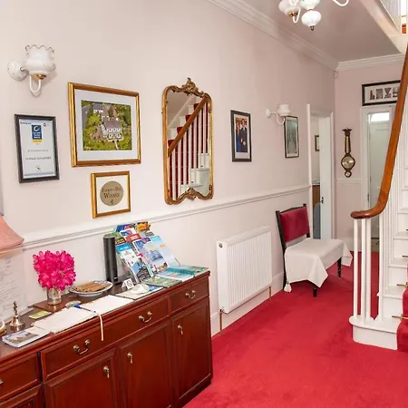 Ivy House Cornwall Отель типа 
