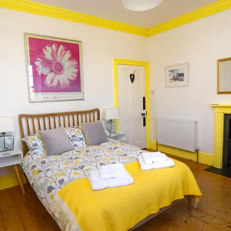 Ivy House Cornwall Bed & Breakfast